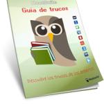 Portada de guía con un búho sosteniendo libros. El texto dice: "HootSuite Guía de trucos" y "Descubre los trucos de los expertos" con iconos de redes sociales en el lateral.
