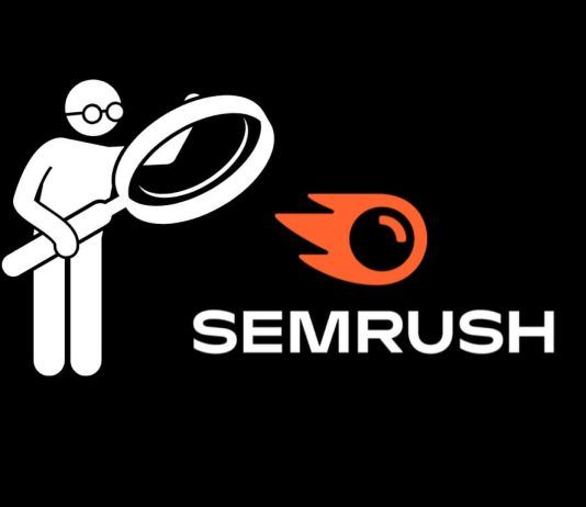 Ilustración de una persona sosteniendo una lupa junto al logotipo de SEMrush sobre un fondo negro.